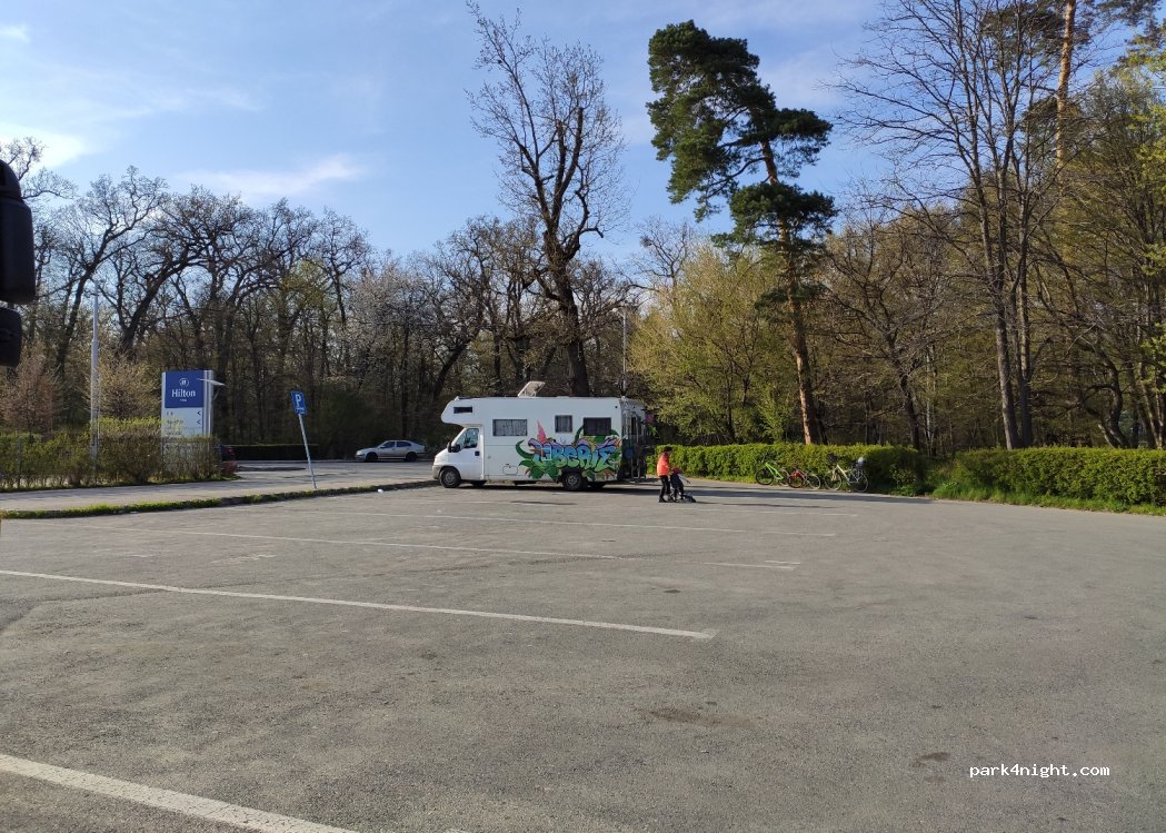 () Sibiu - 1 Strada Pădurea Dumbrava — foto