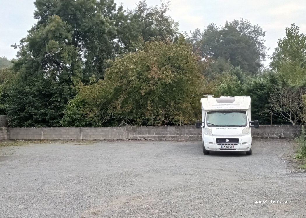 (37330) Souvigné - 19 Rue des Écoles — foto