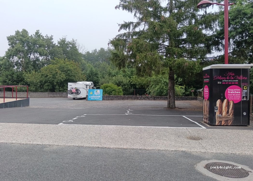 (37330) Souvigné - 19 Rue des Écoles — foto 3