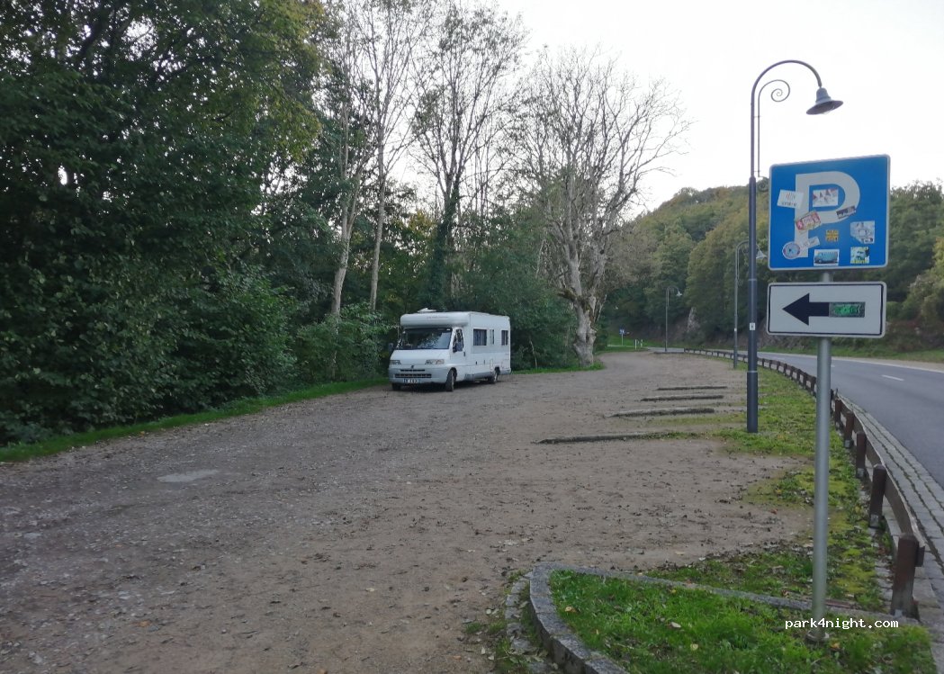 (9140) Bourscheid - Rue du Château — foto