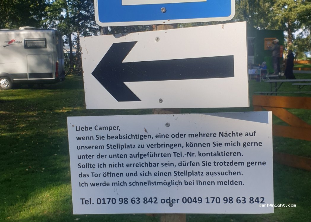 Wohnmobilstellplatz im Hafen Rieth in Luckow — foto 2