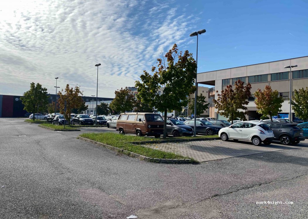 (46100) Mantova - 26 Via Cremona — foto