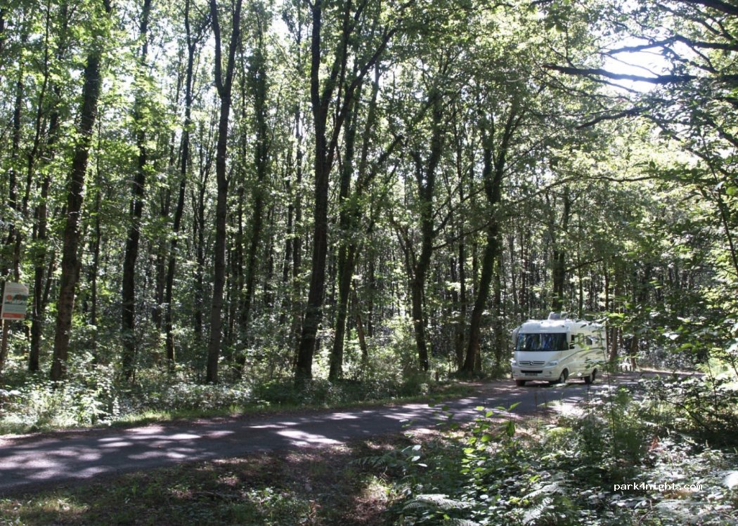 (86700) Rom - Unnamed Road — foto