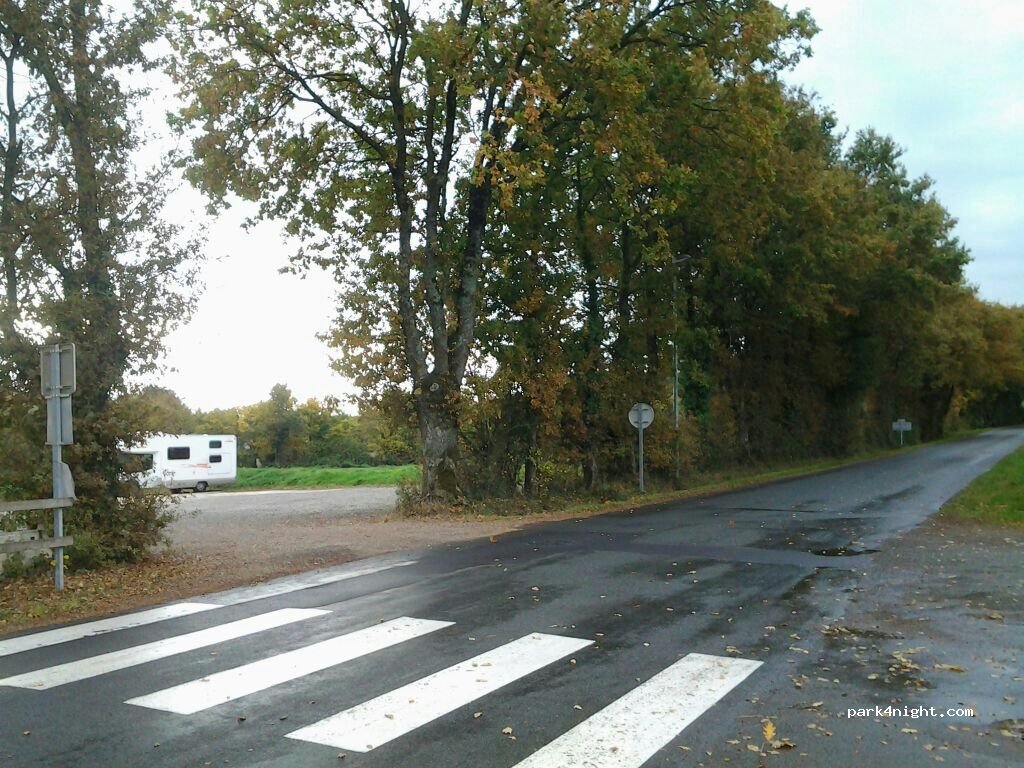 (85310) Saint-Florent-des-Bois - D101 — foto