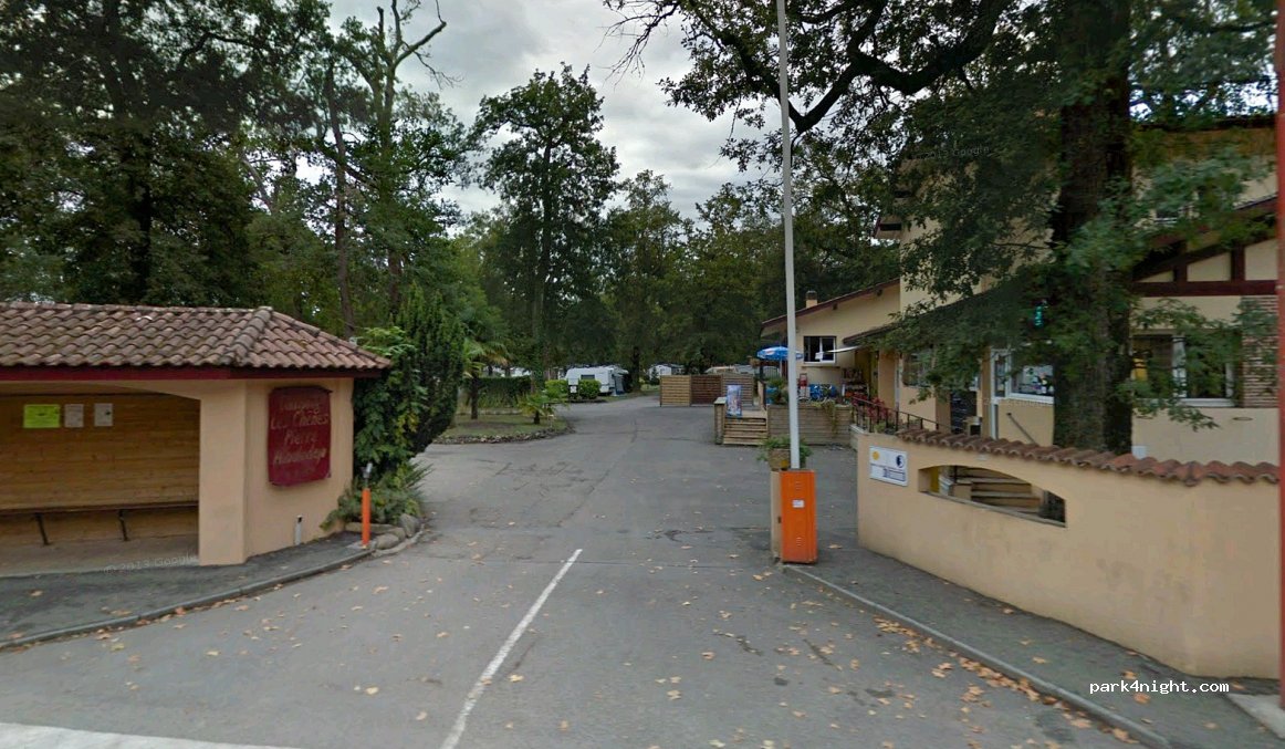 Camping privé des Chênes — foto