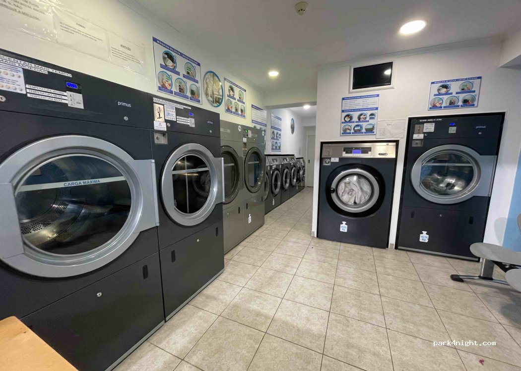 (8900-201) Vila Real de Santo António - 12 Rua de Angola — foto 4