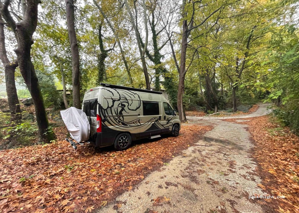 (640 08) Mesoropi - Unnamed Road — foto