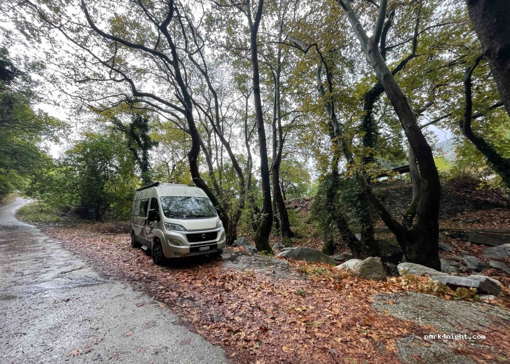 (640 08) Mesoropi - Unnamed Road — foto 2