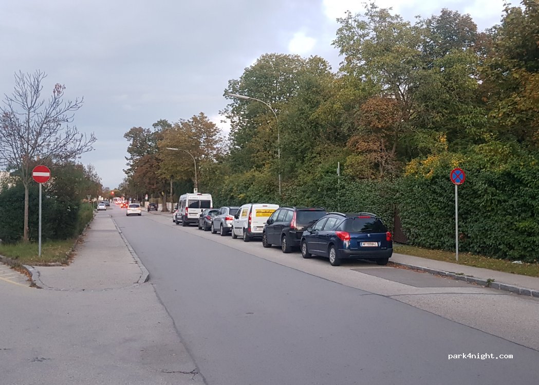 (2700) Wiener Neustadt - 5 Lazarettgasse — foto