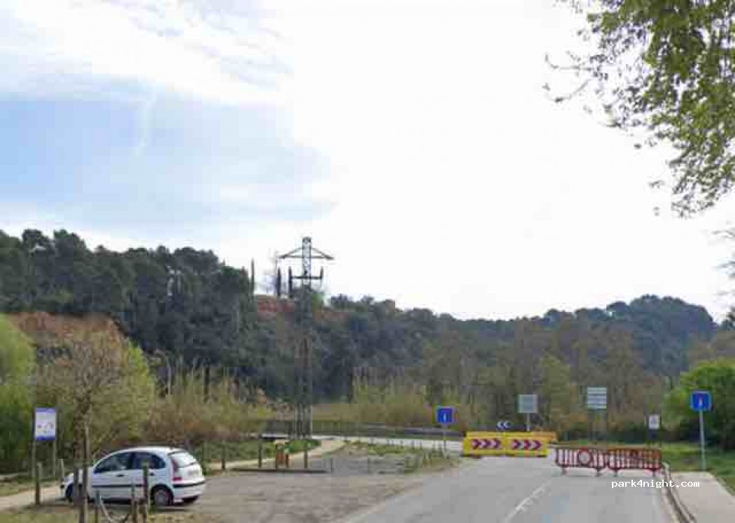 (08210) Barberà del Vallès - Carrer Verneda — foto