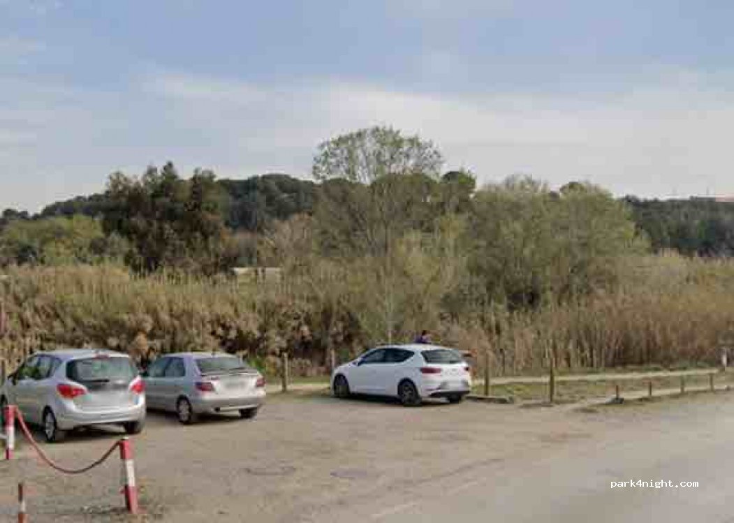 (08210) Barberà del Vallès - Carrer Verneda — foto 2