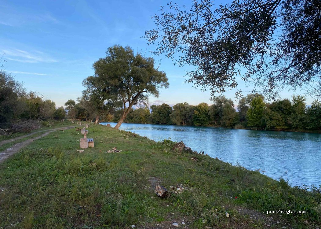 (81000) Vranjina - Unnamed Road — foto