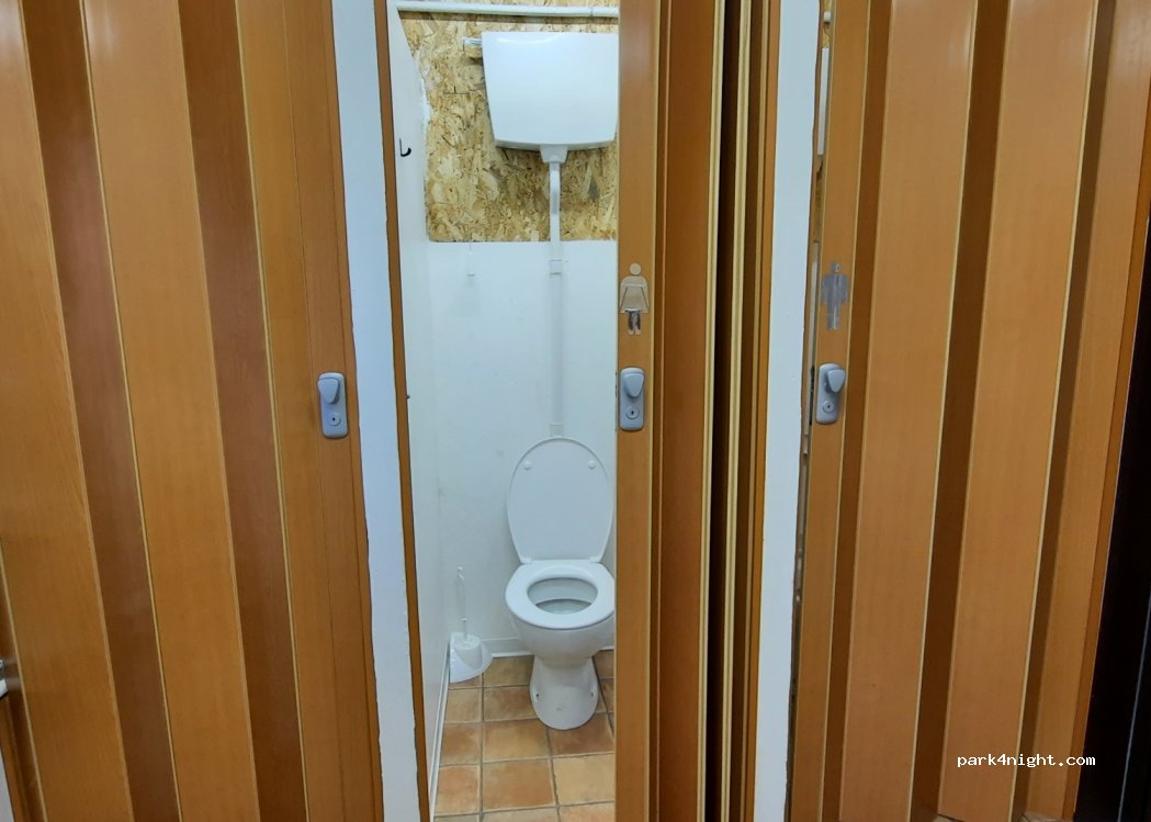 Area di Sosta Camper Le Terme — foto 2