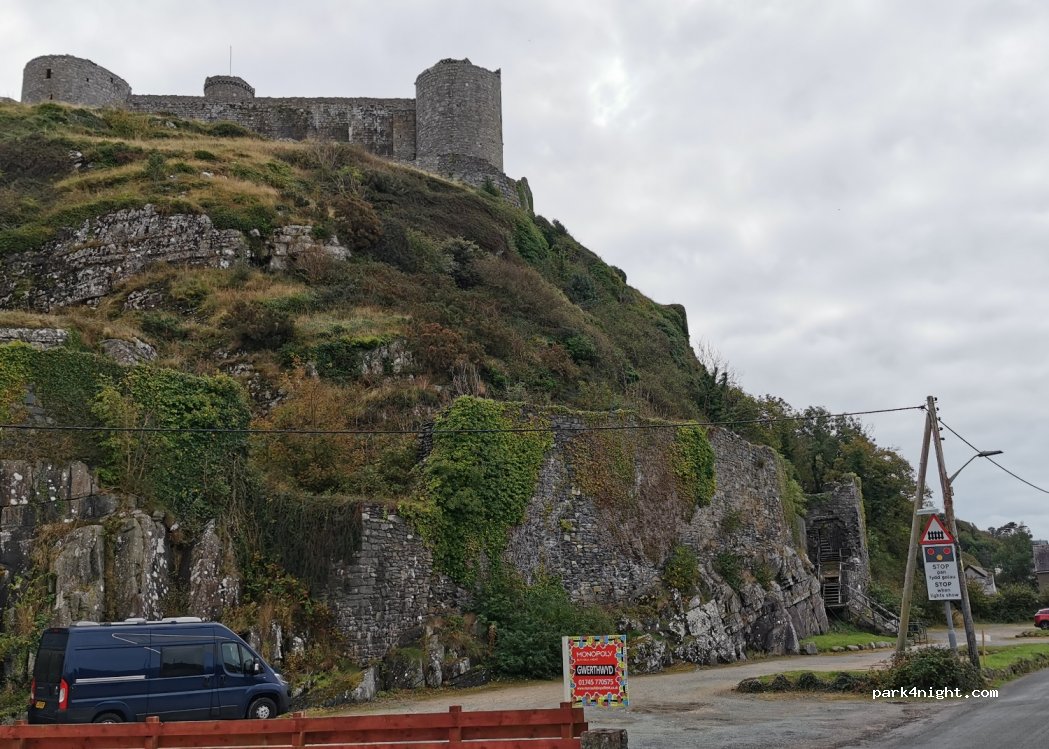 (LL46 2UF) Harlech - Hwylfar Nant — foto