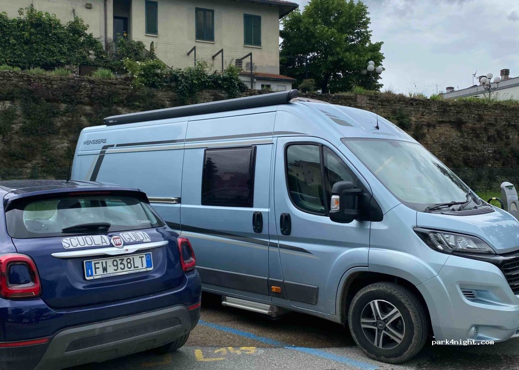 (52100) Arezzo - 1 Viale Luca Signorelli — foto