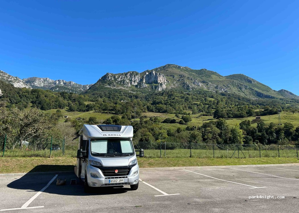 Área de autocaravanas Proaza — foto 3