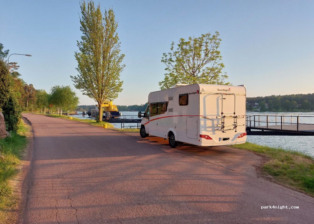 (22100) Mariehamn - Sjöpromenaden — foto 2