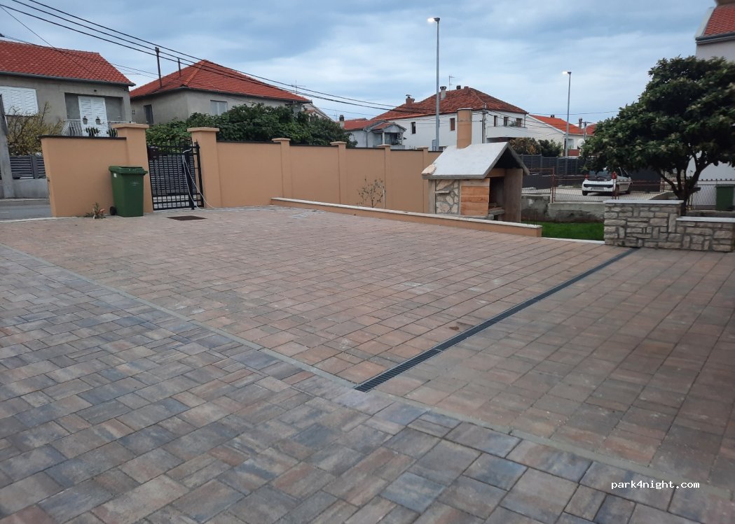 (23000) Zadar - Put Stanova 53 — foto