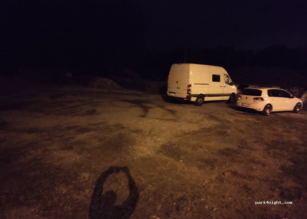 (444 95)  - 1 Vikevägen — foto