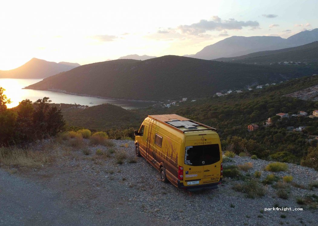 (9HVM+G26) Mirišta - Unnamed Road — foto