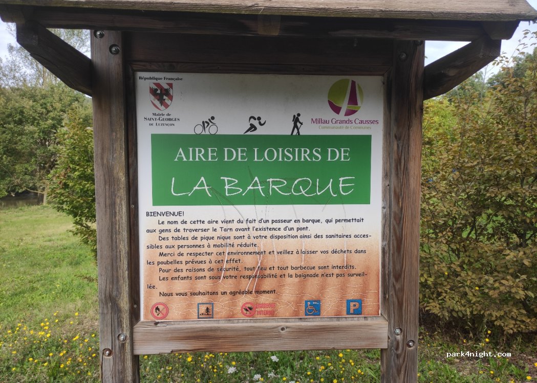 (12100) Saint-Georges-de-Luzençon - — foto