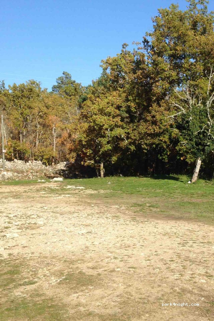 (06460) Saint-Vallier-de-Thiey - 2600 Chemin de Sainte-Anne — foto 2