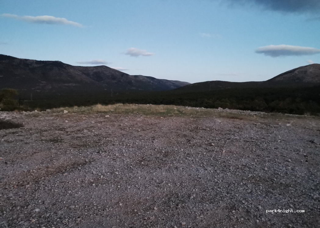 (420 32) Pili - Unnamed Road — foto 3
