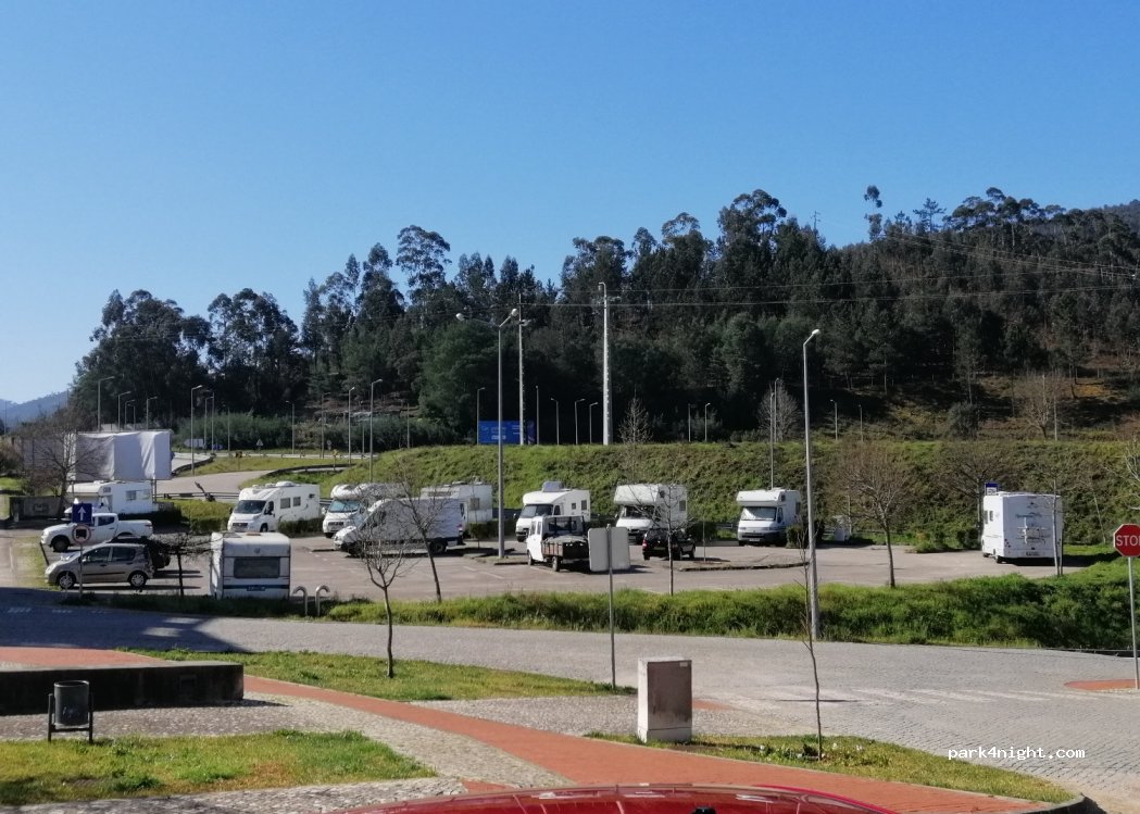 Area di sosta camper Miranda do Corvo — foto 4
