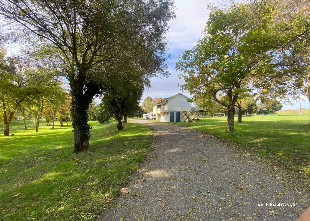 Aire de Villebernier Le Port Roux — foto 4