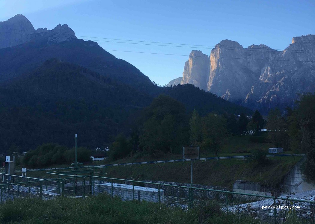 (32021) Agordo - via Attilio Tissi — foto