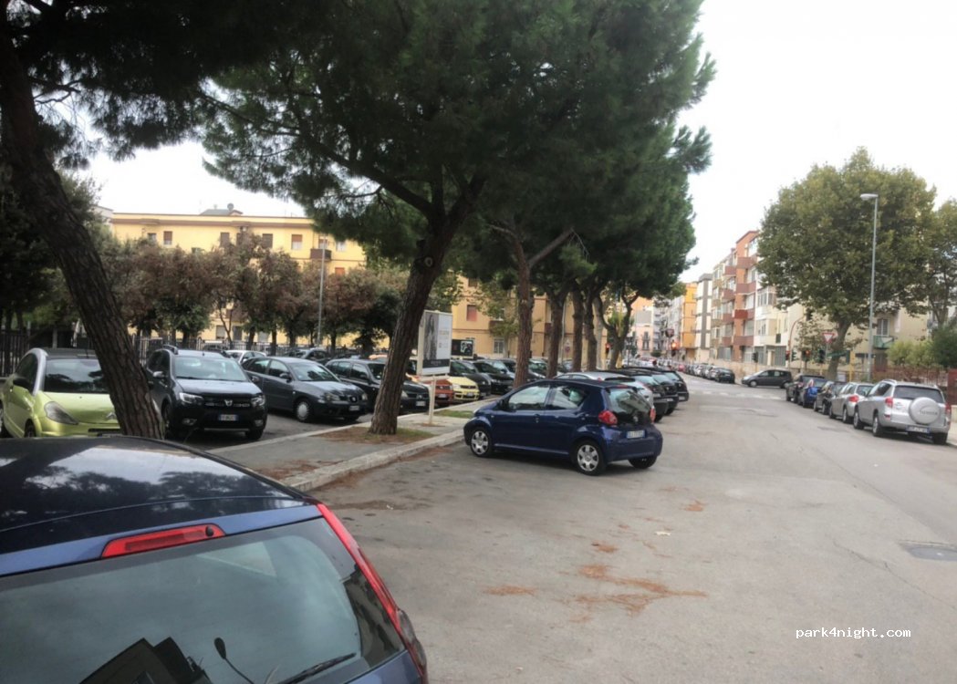 (70126) Bari - Piazza San Francesco D'Assisi — foto