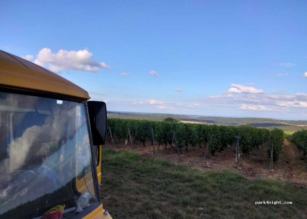 (71870) Laizé - Unnamed Road — foto