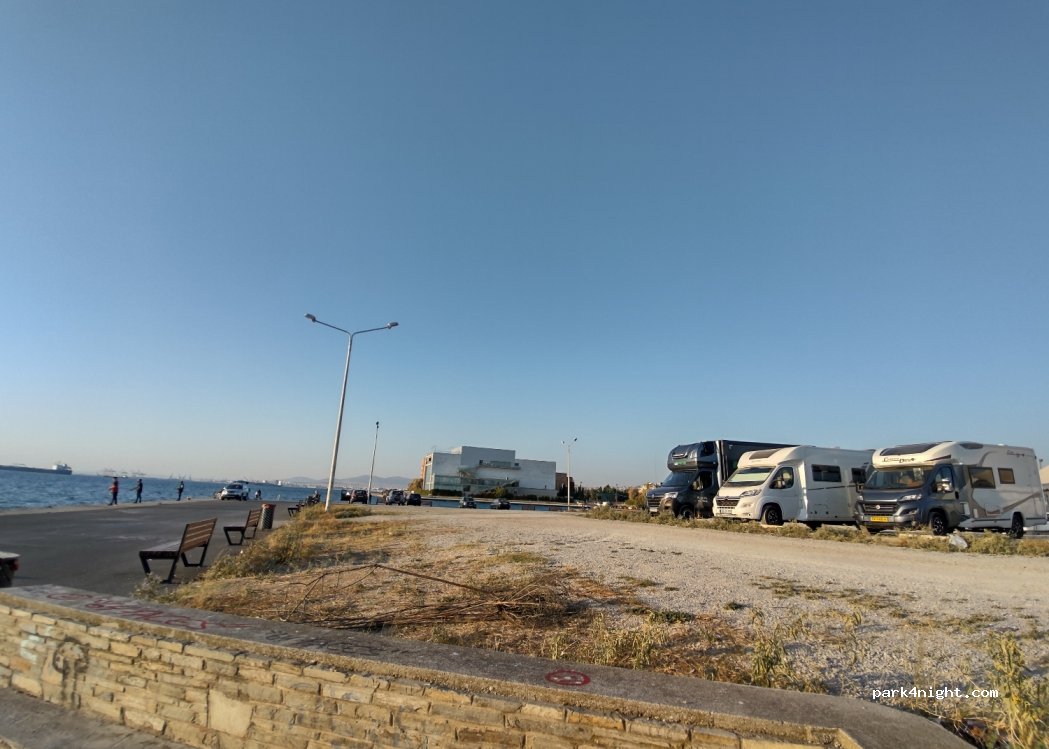 (546 55) Thessaloníki - Marias Kallas — foto 2