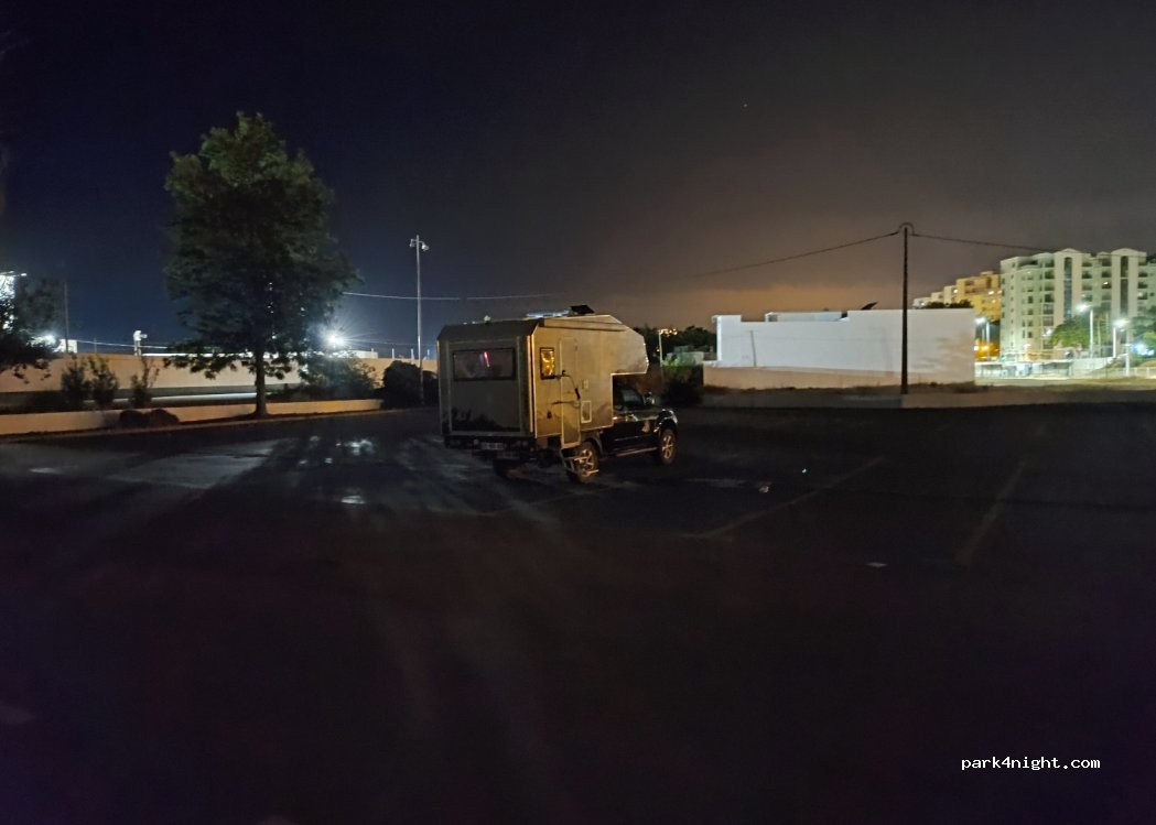 () Faro - Avenida Anibal C. Guerreiro — foto 2
