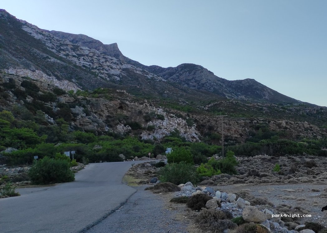 (730 12) Inachori - Unnamed Road — foto 2