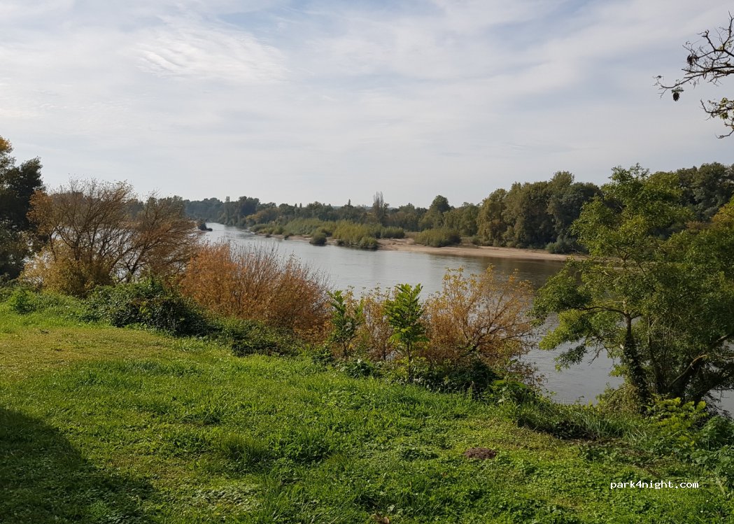 (58400) La Charité-sur-Loire - 52 Quai Maréchal Foch — foto