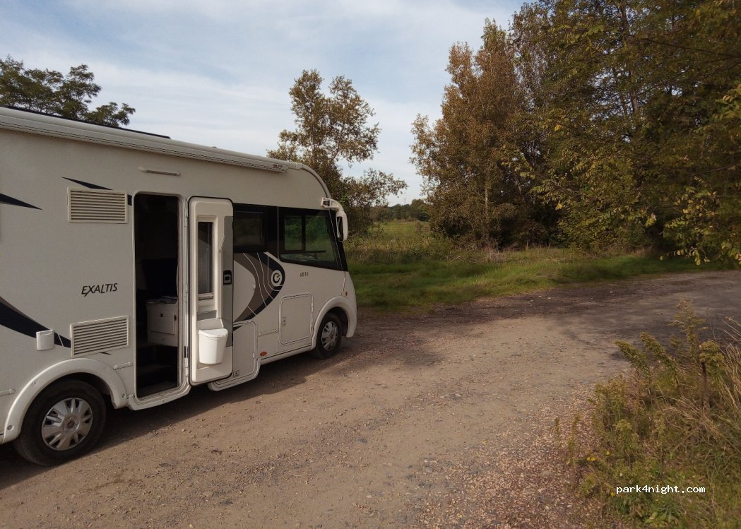 (63430) Les Martres-d'Artière - Unnamed Road — foto
