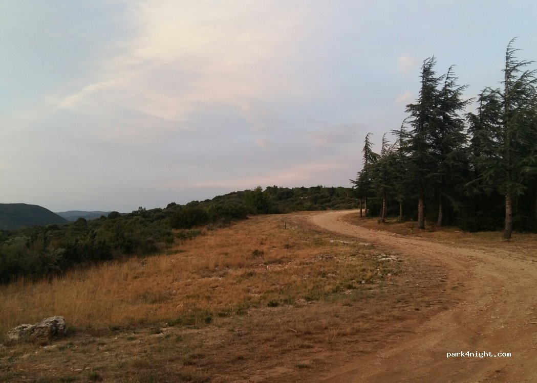 (34210) Siran - Unnamed Road — foto