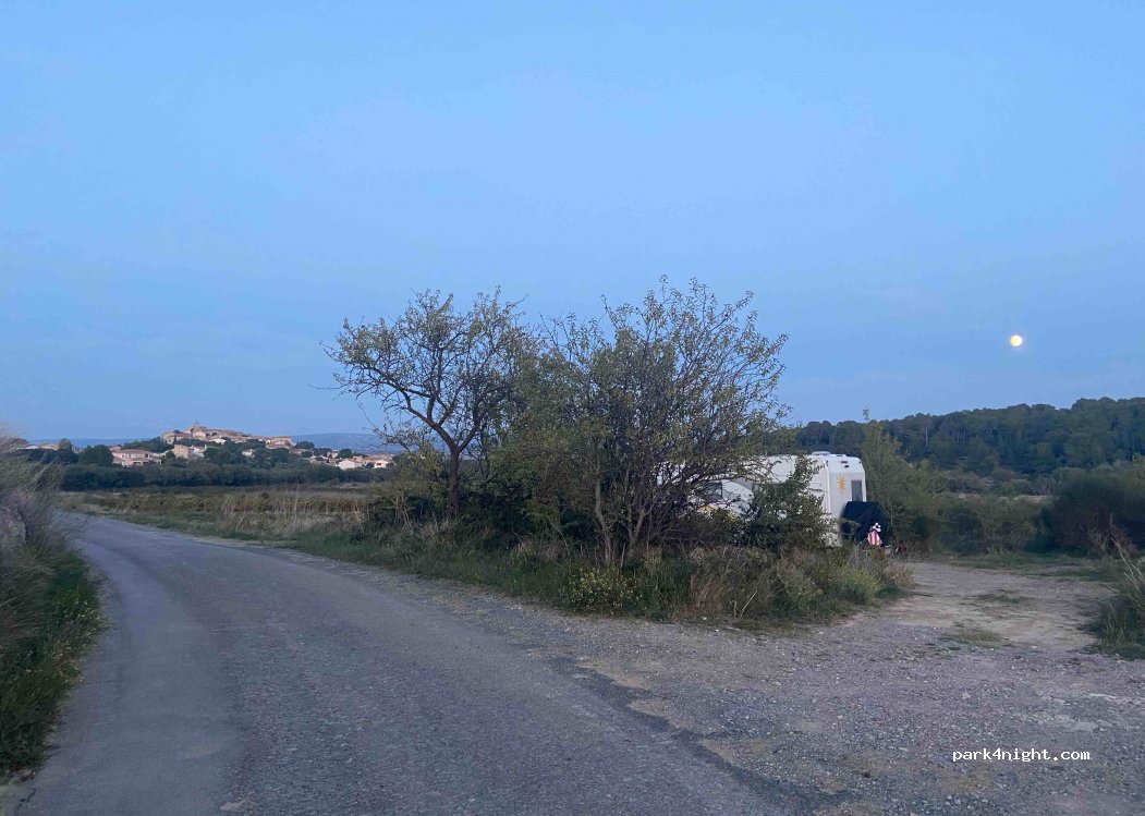 (11100) Bages - — foto