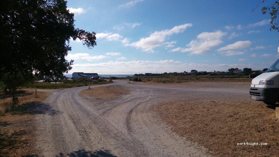 () Setúbal - 382 Estrada de Santo Ovídio Mourisca — foto 3