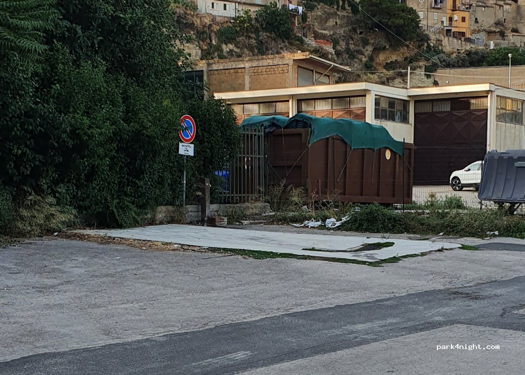 (94100) Enna - 121 Via Pergusa — foto
