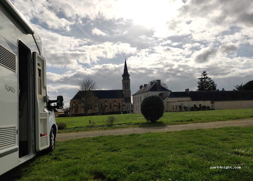 (72240) Ruillé-en-Champagne - 2 Rue de la Vicomte — foto 4