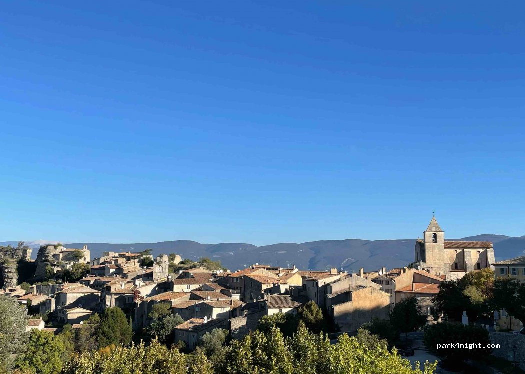 (84400) Saignon - D48 — foto