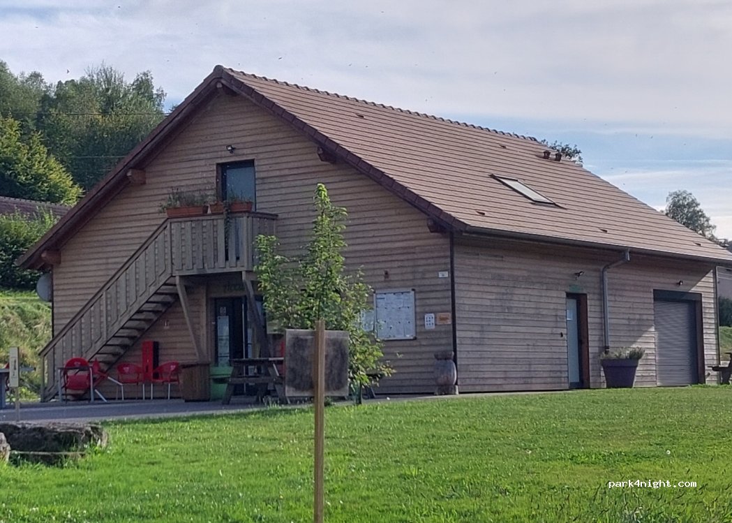 Camping municipal de Saint-Quirin — foto 4