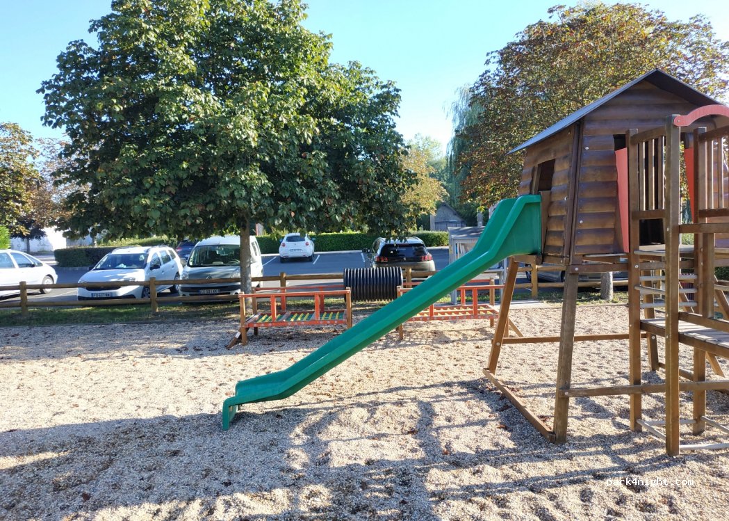 (37330) Souvigné - 6-7 Rue des Écoles — foto 3