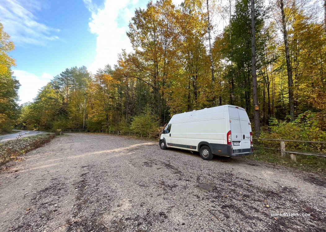 (16-002) Kopisk - Unnamed Road — foto