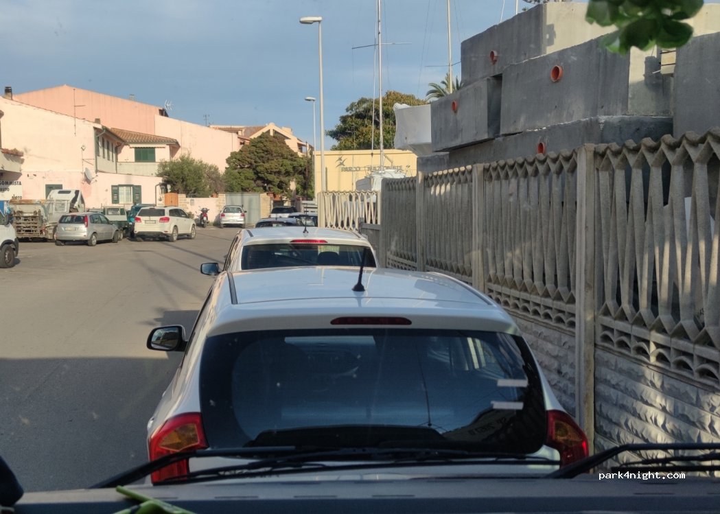 (07024) La Maddalena - 17 Via Giulio Cesare — foto