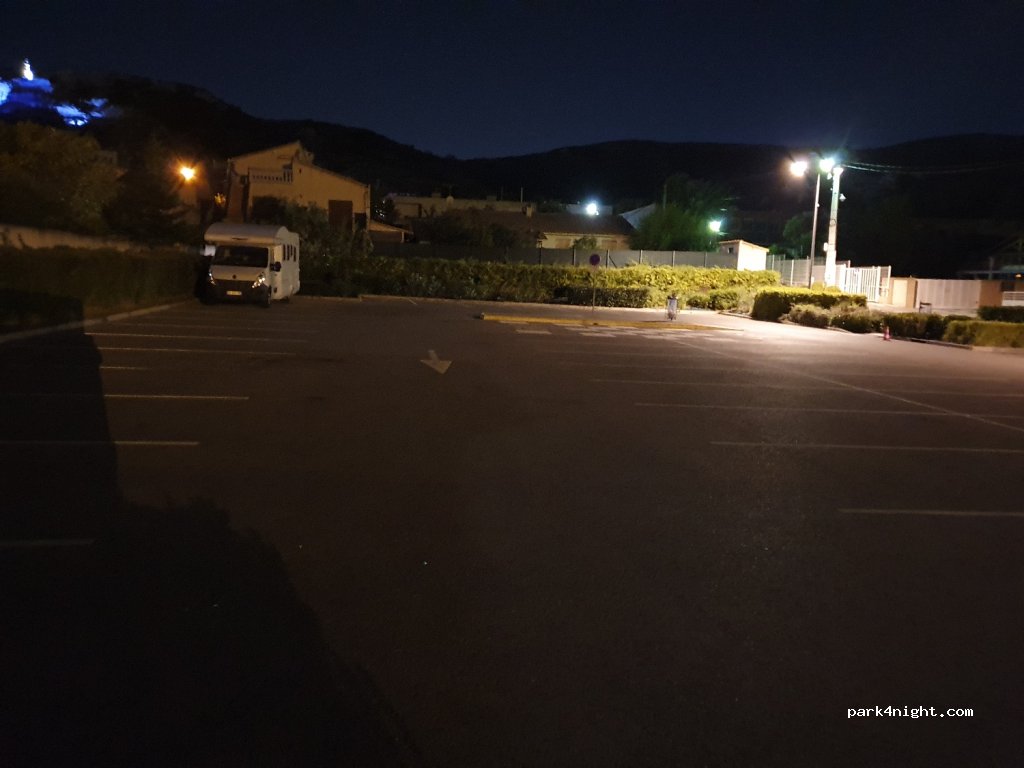 (13740) Le Rove - 7 Chemin des Fenouillères — foto