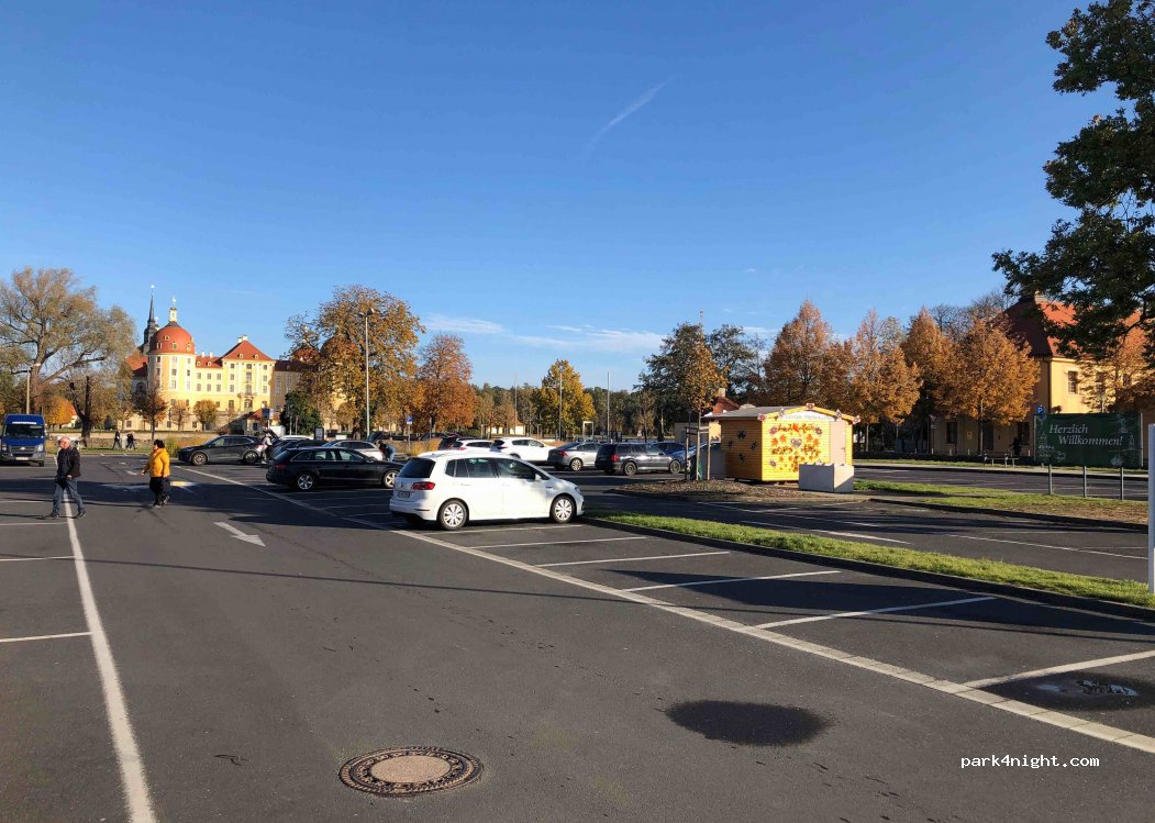 (01468) Moritzburg - Schlossalle — foto 2