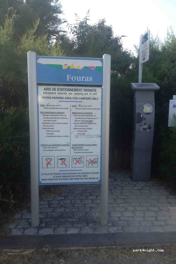 (17450) Fouras - 100-116 Avenue du Bois Vert — foto 2